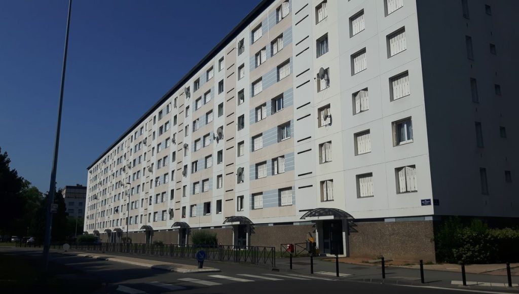 Zoom sur les Quartiers à éviter à Clermont-Ferrand en 2026 clermont ferrand la gauthière