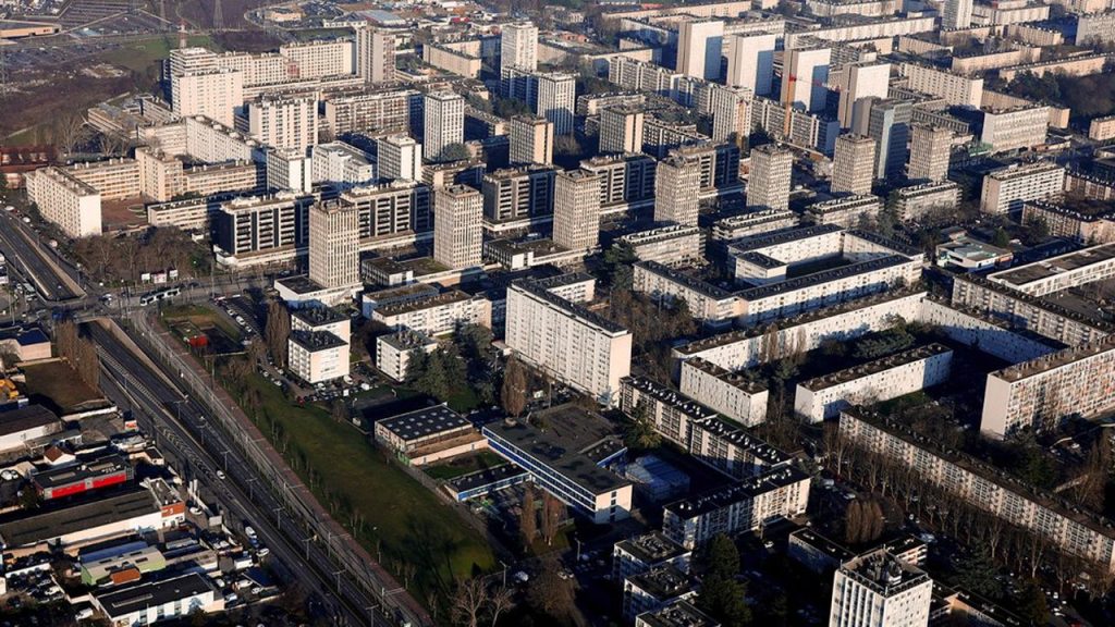 Quartiers sensibles de Sarcelles : la carte honnête en 2026 vues aeriennes de la commune, ville de sarcelles