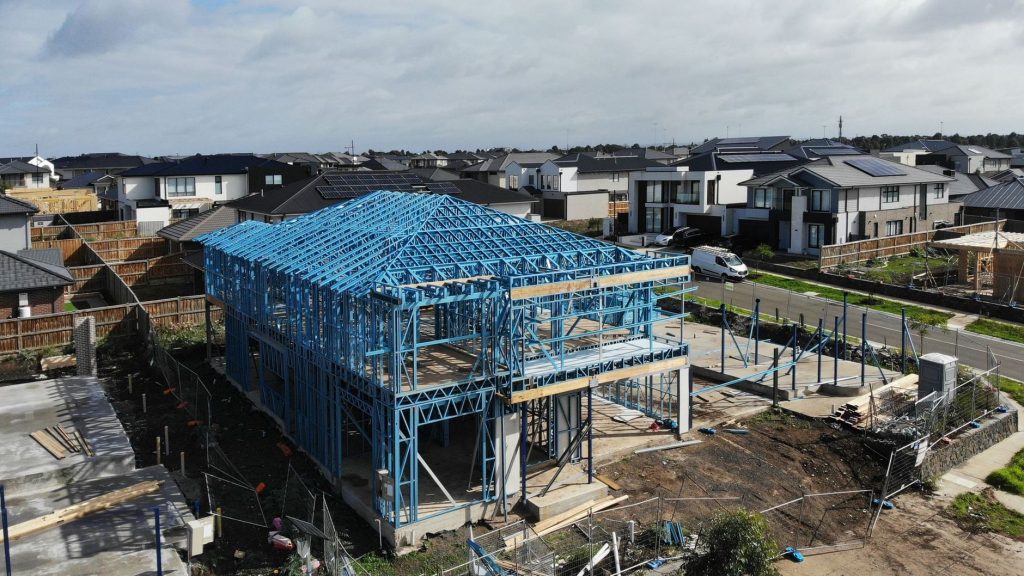 Faire construire sa maison : les grandes étapes du chantier, des fondations à la remise des clés 5fade886ed05881d07d56a658610f83c html c195aeef